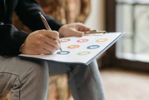 Livorno, questionario sui servizi digitali: cittadini chiamati a partecipare