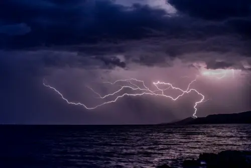 Livorno, allerta gialla per temporali il 5 maggio: rischio idraulico
