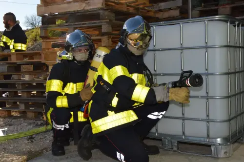 Incendio a Lugnano, ARPAT campiona vegetazione e aria