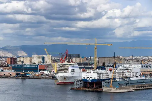 Cantieri navali di Livorno: storia di due secoli