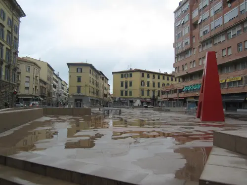 Livorno, nuova illuminazione LED nell’area di piazza Attias