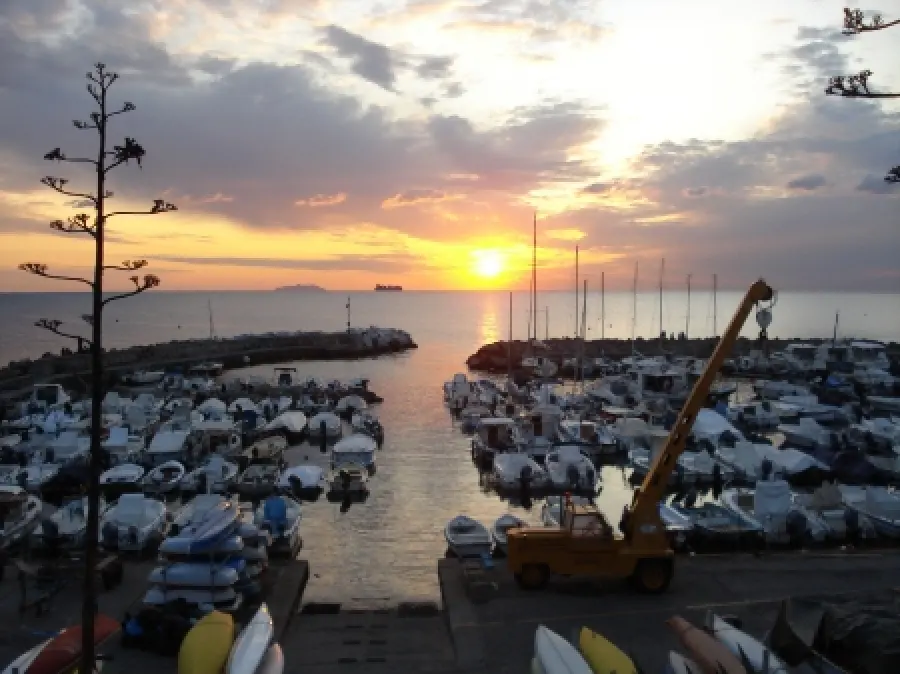 Al Moletto di Antignano il secondo incontro del Punto Informativo Giovani: focus su lavoro e diritti