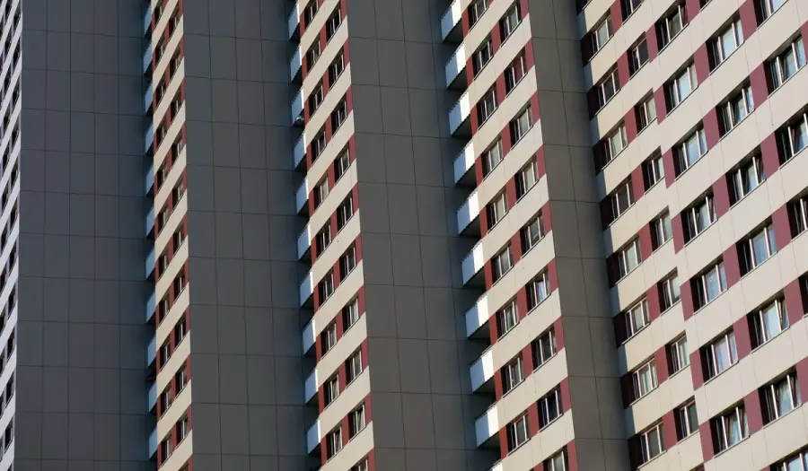 Livorno, al via il bando per gli alloggi a canone sostenibile: domande online dal 1° al 30 aprile